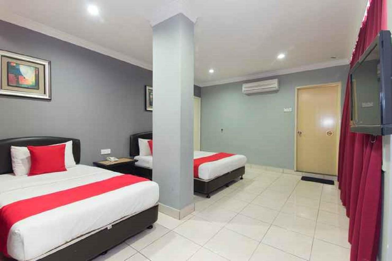 Puteri Ampang Hotel Exterior foto